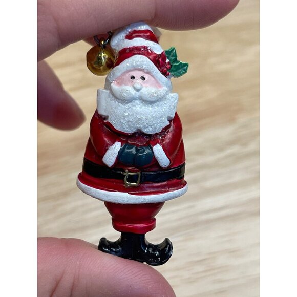Santa Claus Brooch Pin $5 with bundle - Picture 2 of 4